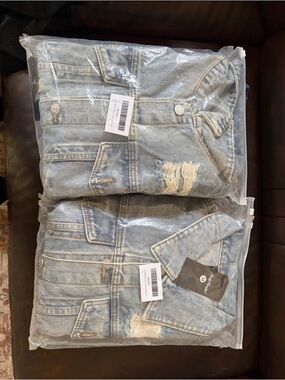 Light Blue Distressed  Denim Jeans Jacket - Unbranded